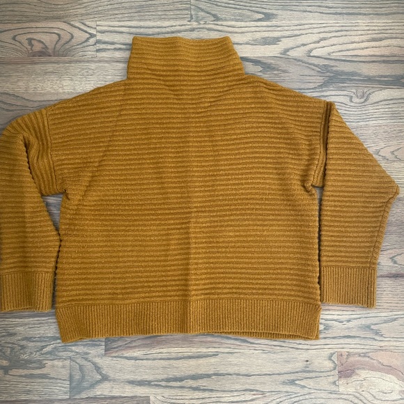 Madewell sweater - Picture 1 of 1